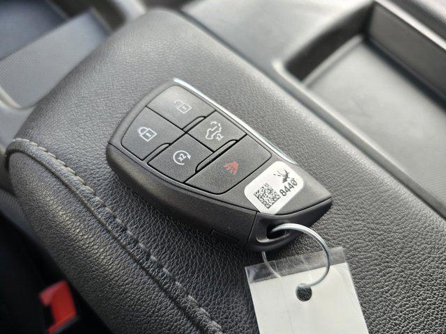 Photo of 2023 Onyx Black GMC Sierra 1500