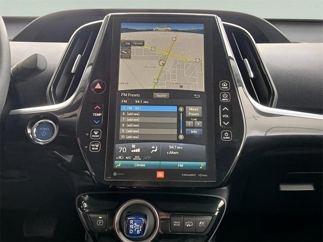 Photo of 2022 Wind Chill Pearl Toyota Prius Prime