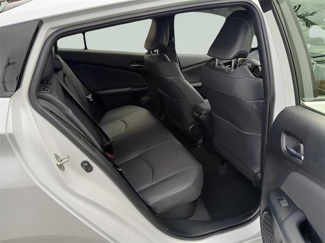 Photo of 2022 Wind Chill Pearl Toyota Prius Prime