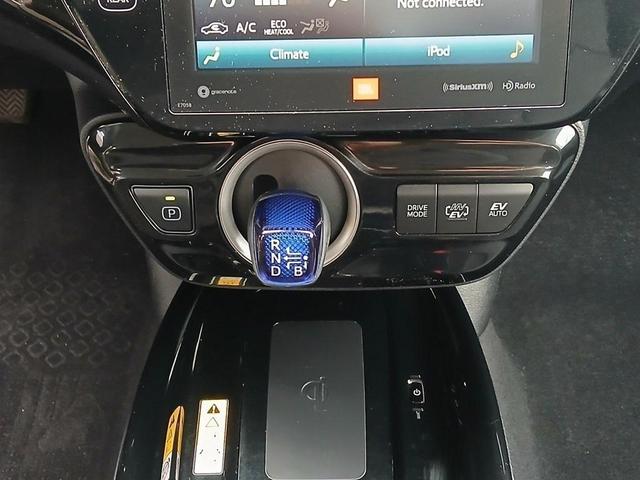 Photo of 2022 Wind Chill Pearl Toyota Prius Prime