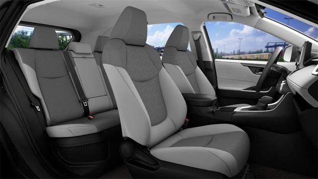 Photo of 2025 Silver Sky Metallic Toyota RAV4 Hybrid
