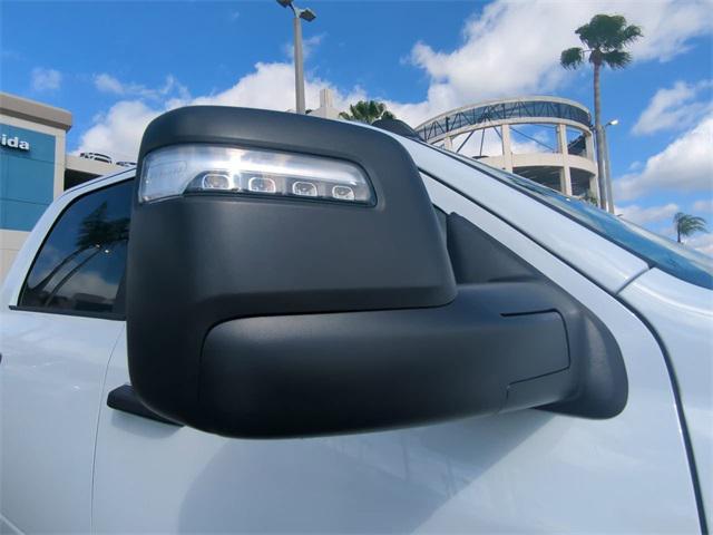 Photo of 2025 Bright White Clearcoat RAM 2500