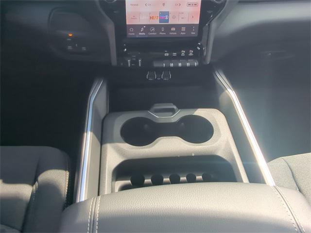 Photo of 2025 Bright White Clearcoat RAM 2500