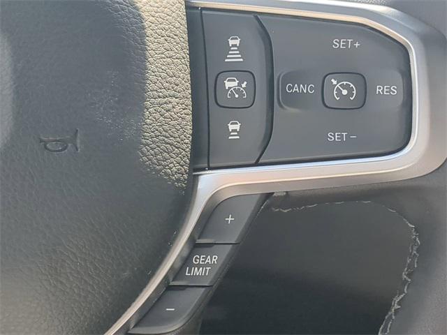 Photo of 2025 Bright White Clearcoat RAM 2500