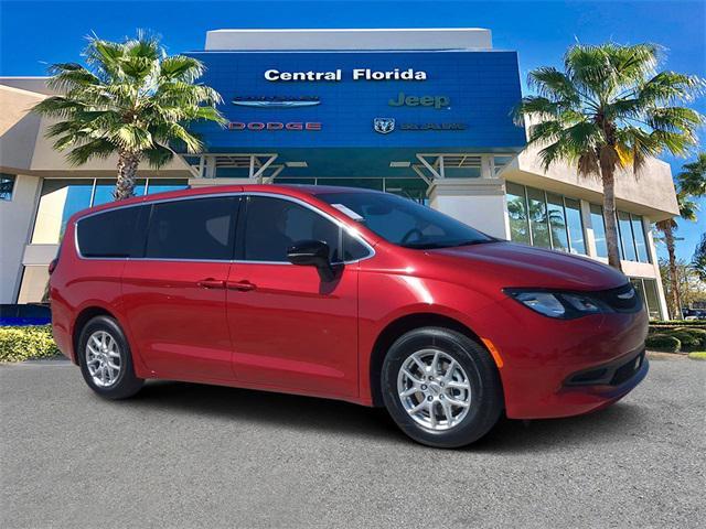 Photo of 2025 Red Hot Pearlcoat Chrysler Voyager