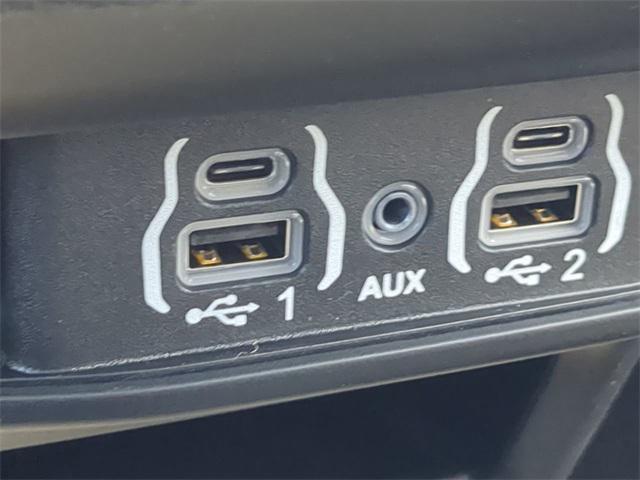 Photo of 2025 Red Hot Pearlcoat Chrysler Voyager