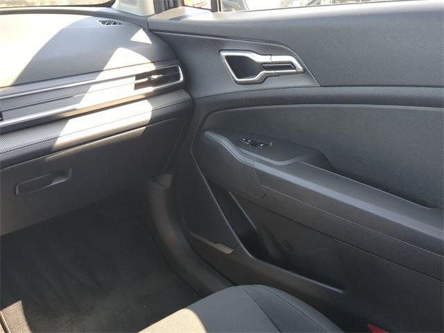 Photo of 2024 Gravity Gray Kia Sportage