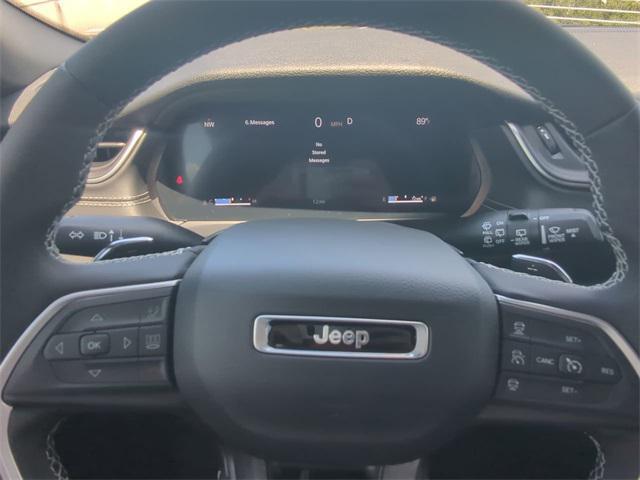 Photo of 2025 Baltic Gray Metallic Clearcoat Jeep Grand Cherokee L