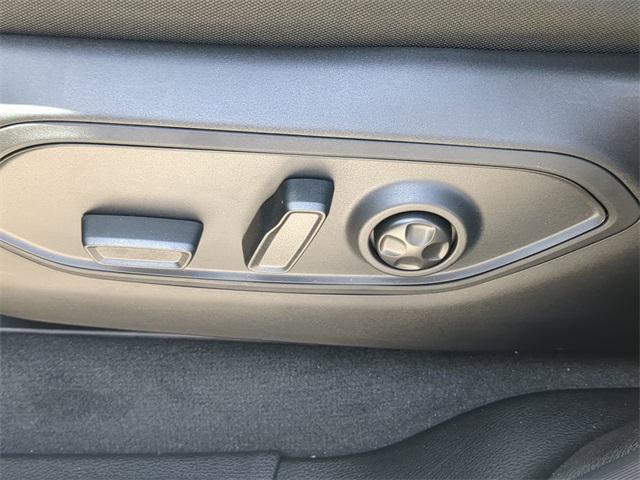 Photo of 2025 Baltic Gray Metallic Clearcoat Jeep Grand Cherokee L