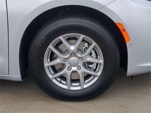Photo of 2026 Mist Chrysler Pacifica