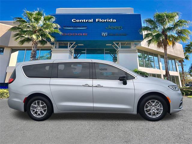 Photo of 2026 Mist Chrysler Pacifica