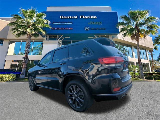 Photo of 2019 Diamond Black Crystal Pearlcoat Jeep Grand Cherokee