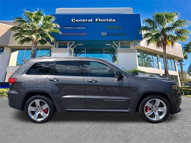 Photo of 2015 Granite Crystal Metallic Clearcoat Jeep Grand Cherokee