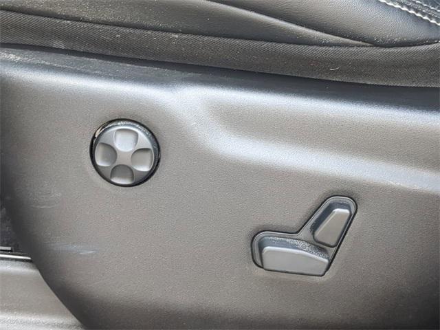 Photo of 2015 Granite Crystal Metallic Clearcoat Jeep Grand Cherokee