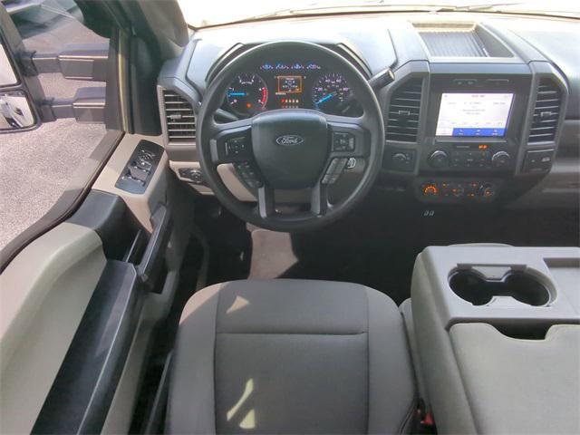 Photo of 2020 Oxford White Ford F-350
