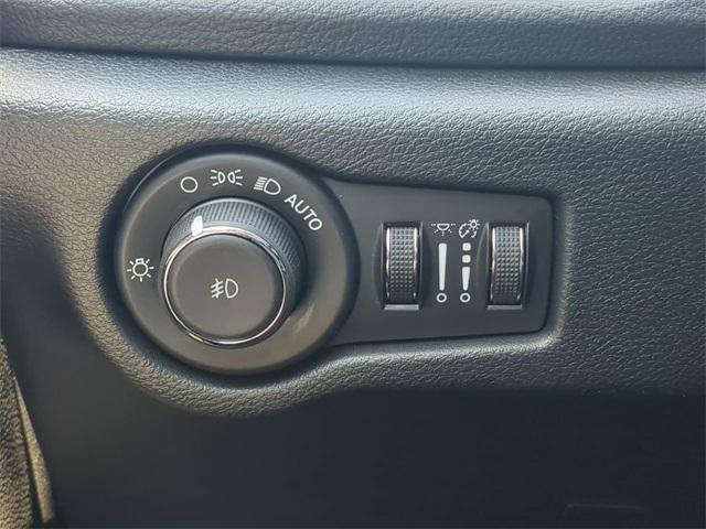 Photo of 2025 Red Hot Pearlcoat Chrysler Pacifica