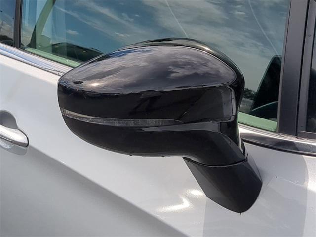 Photo of 2024 Silver Mist Clearcoat Chrysler Pacifica
