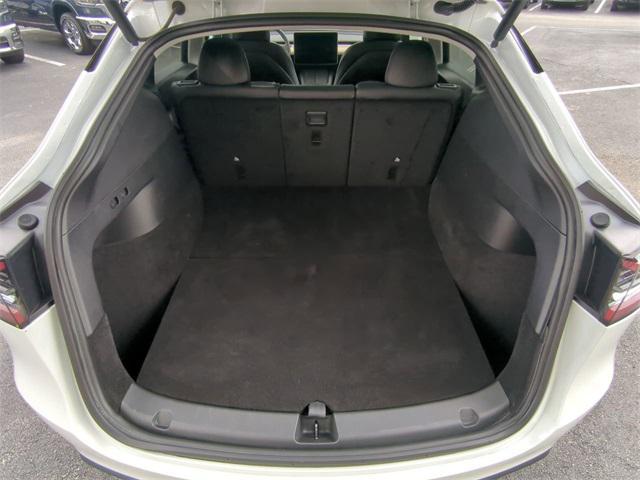 Photo of 2022 Pearl White Multi-Coat Tesla Model Y