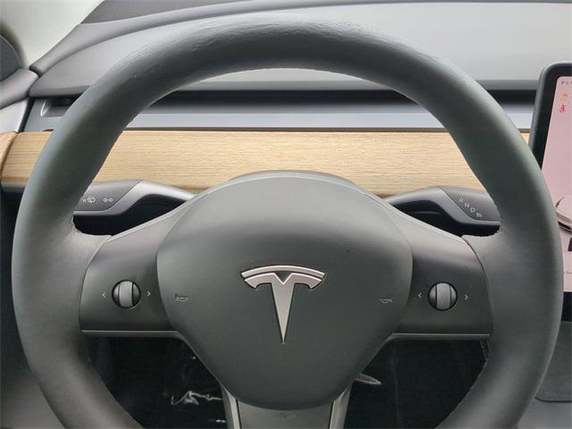 Photo of 2022 Pearl White Multi-Coat Tesla Model Y