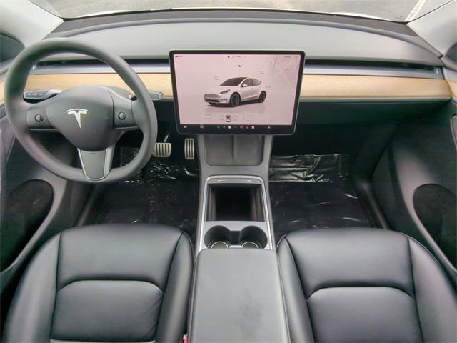 Photo of 2022 Pearl White Multi-Coat Tesla Model Y