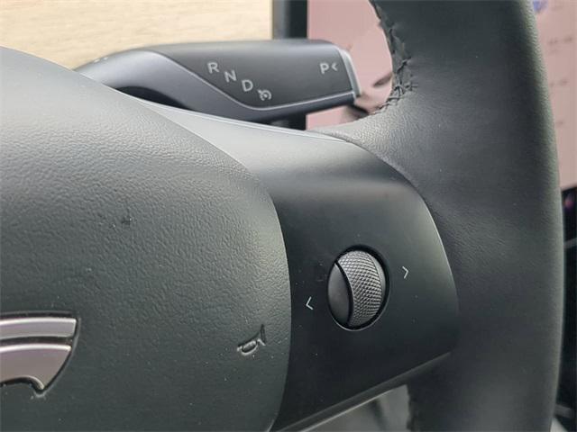 Photo of 2022 Pearl White Multi-Coat Tesla Model Y