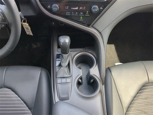 Photo of 2023 Midnight Black Metallic Toyota Camry