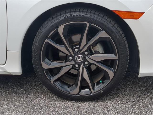 Photo of 2020 Platinum White Pearl Honda Civic