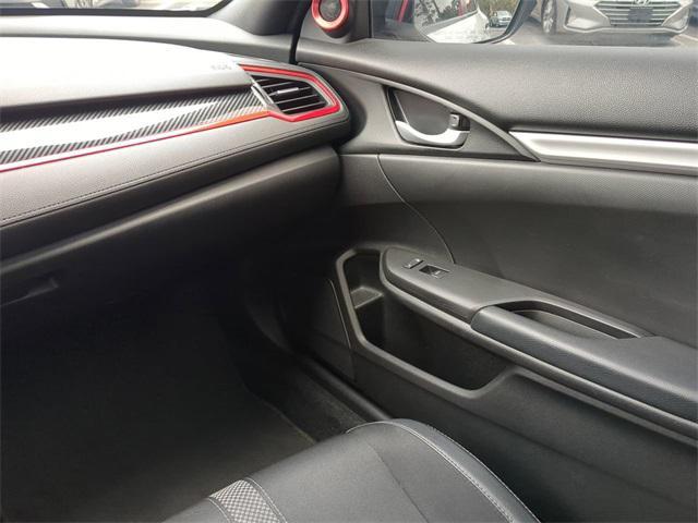 Photo of 2020 Platinum White Pearl Honda Civic
