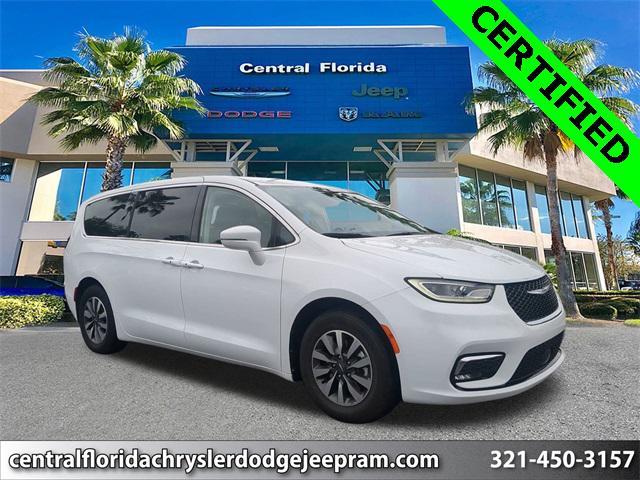 2022 Chrysler Pacifica Hybrid