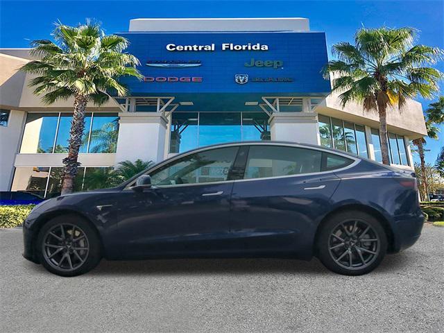 Photo of 2020 Deep Blue Metallic Tesla Model 3