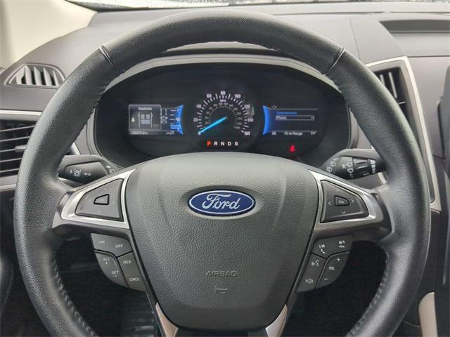 Photo of 2024 Oxford White Ford Edge
