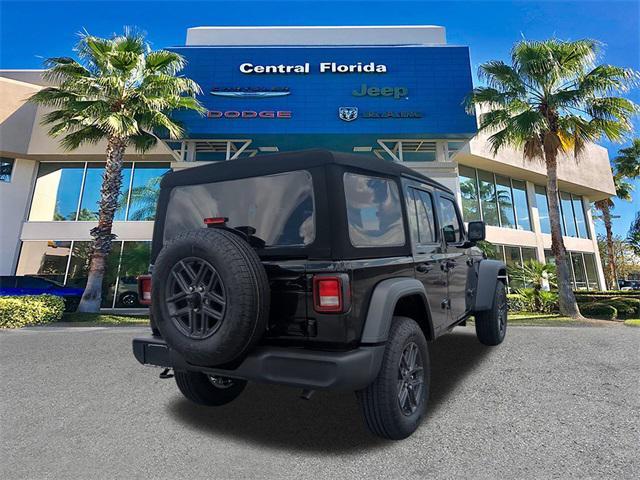 Photo of 2025 Black Clearcoat Jeep Wrangler
