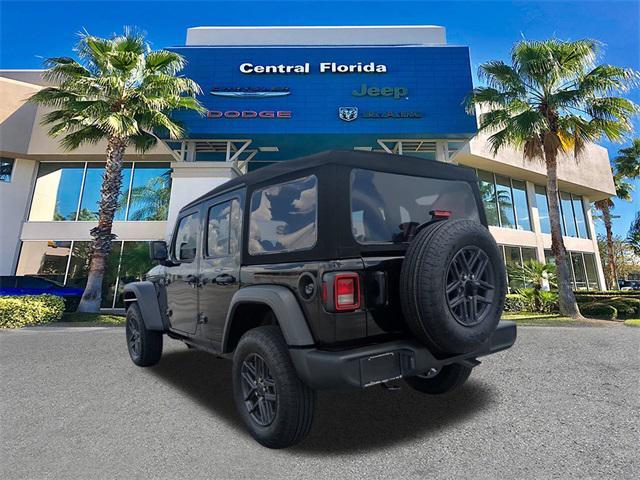 Photo of 2025 Black Clearcoat Jeep Wrangler