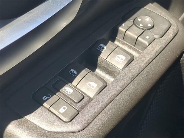 Photo of 2025 Diamond Black Crystal Pearlcoat RAM 1500