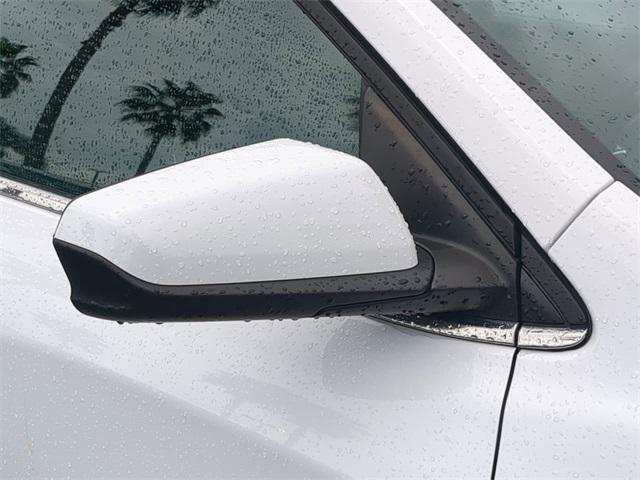 Photo of 2024 Summit White Chevrolet Equinox