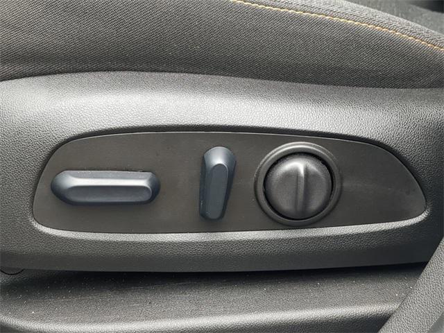 Photo of 2024 Summit White Chevrolet Equinox