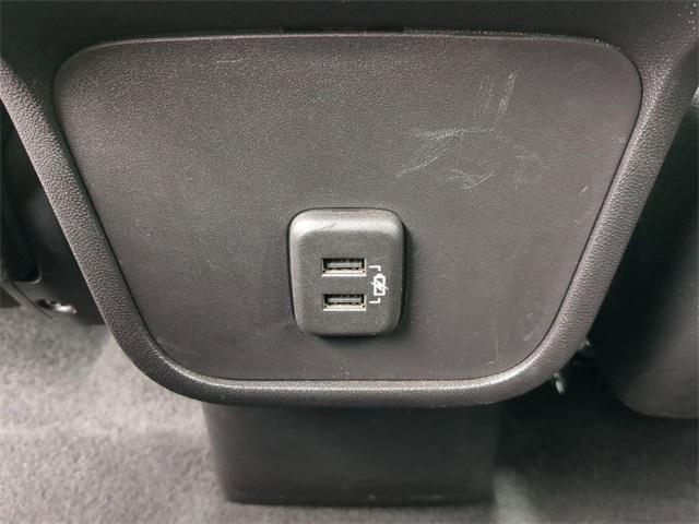 Photo of 2024 Summit White Chevrolet Equinox