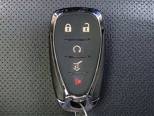 Photo of 2023 Mosaic Black Metallic Chevrolet Traverse