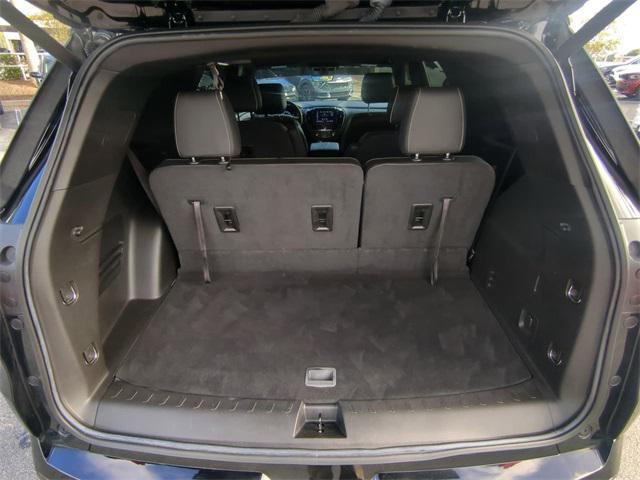 Photo of 2023 Mosaic Black Metallic Chevrolet Traverse