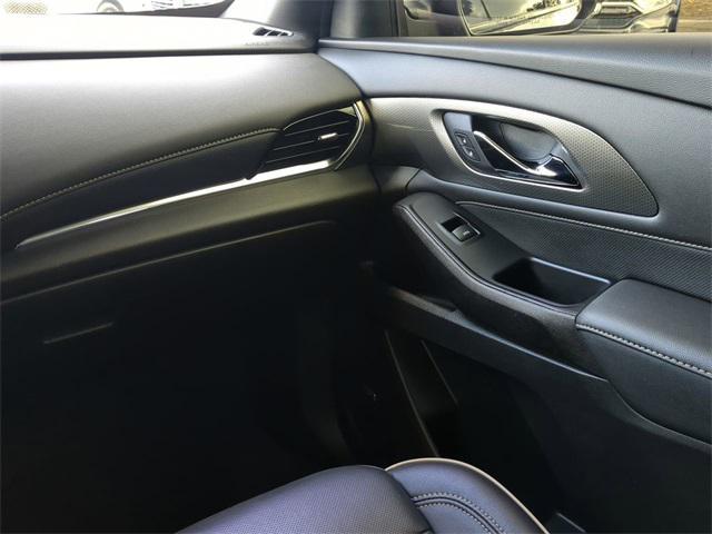 Photo of 2023 Mosaic Black Metallic Chevrolet Traverse