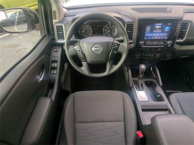 Photo of 2024 Glacier White Nissan Frontier