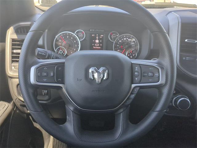 Photo of 2025 Billet Silver Metallic Clearcoat RAM 1500