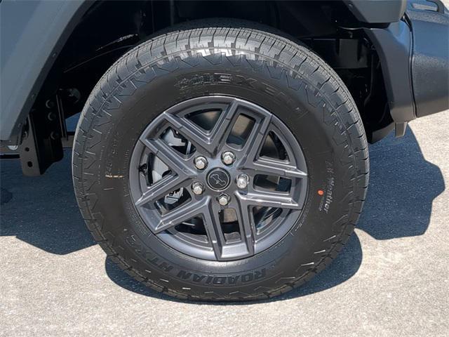 Photo of 2025 Black Clearcoat Jeep Wrangler