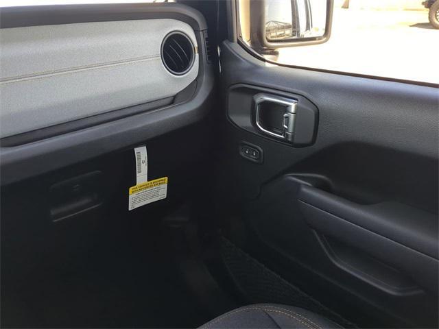 Photo of 2025 Black Clearcoat Jeep Wrangler