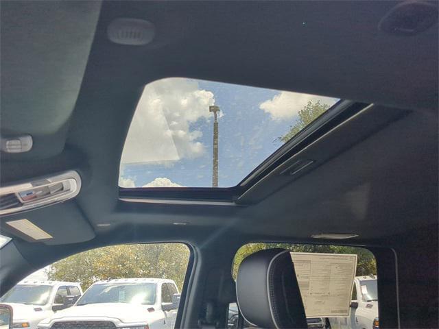 Photo of 2025 Bright White Clearcoat RAM 2500
