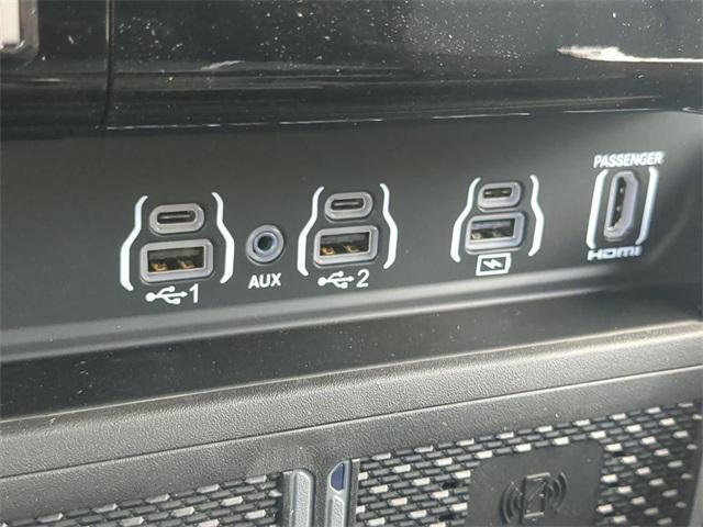 Photo of 2025 Bright White Clearcoat RAM 2500