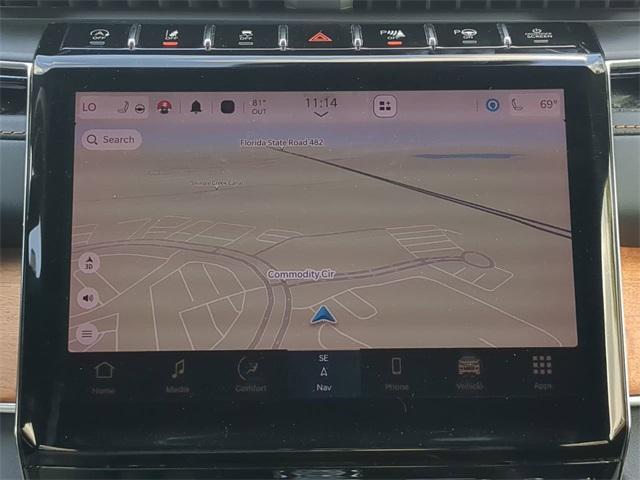 Photo of 2022 Silver Zynith Jeep Grand Cherokee