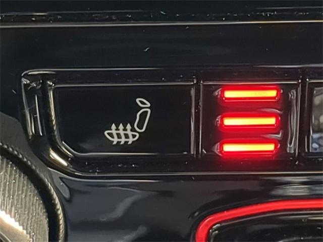Photo of 2022 Silver Zynith Jeep Grand Cherokee
