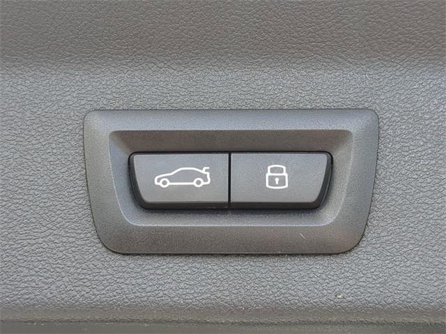 Photo of 2024 Mineral White Metallic BMW X3