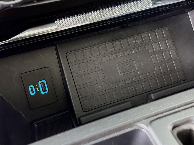 Photo of 2022 Black Metallic Ford F-150
